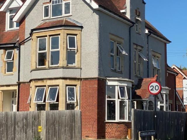 Cowley Road, Oxford, Oxfordshire, OX4 7 bed end of terrace house to rent £4,550 pcm £1,050 pw