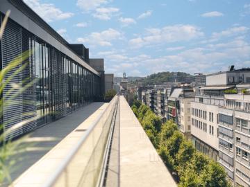 Joseph-Süß-Oppenheimer-Platz, Neue Vorstadt