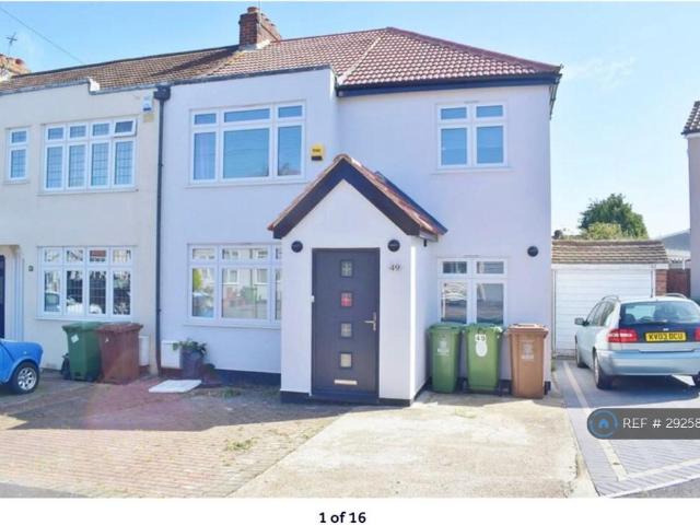 Cowper Close, Welling, DA16 1 bed in a house share £700 pcm £162 pw