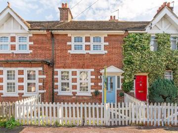 Cowper Avenue, Sutton SM1, 3 bed end terrace house to rent, £5,000 pcm | PrimeLocation