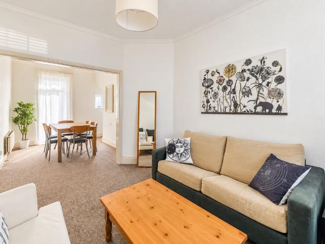 Cowper Avenue, Sutton SM1, 2 bed flat to rent, £2,300 pcm | PrimeLocation
