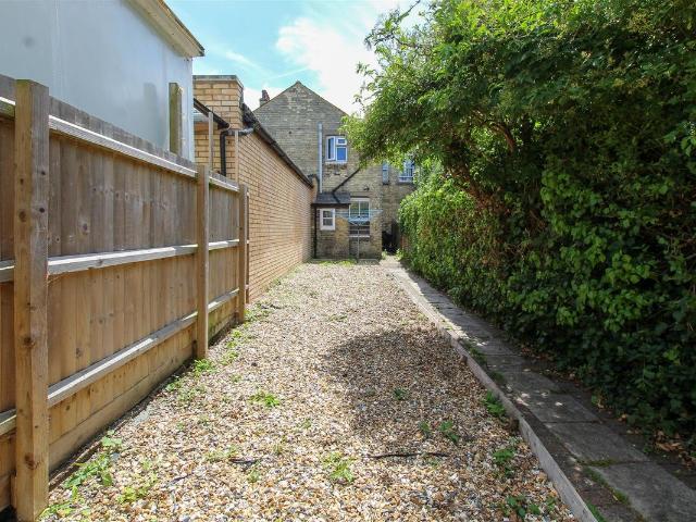 Cowper Road, Cambridge CB1, 1 bed maisonette to rent, £1,375 pcm | PrimeLocation