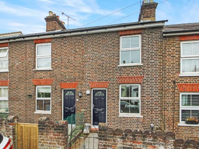 Cowper Road, Hemel Hempstead, Hertfordshire HP1, 2 bed terraced house to rent, £1,450 pcm | PrimeLocation