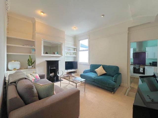 Cowper Road SW19, 2 bed maisonette to rent, £2,300 pcm | PrimeLocation