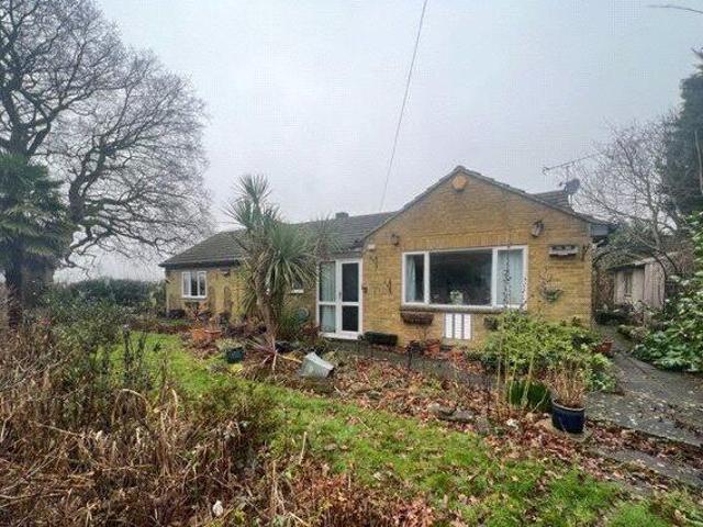 Coxheath, Amsbury Road, Maidstone, 2 Bedroom Bungalow