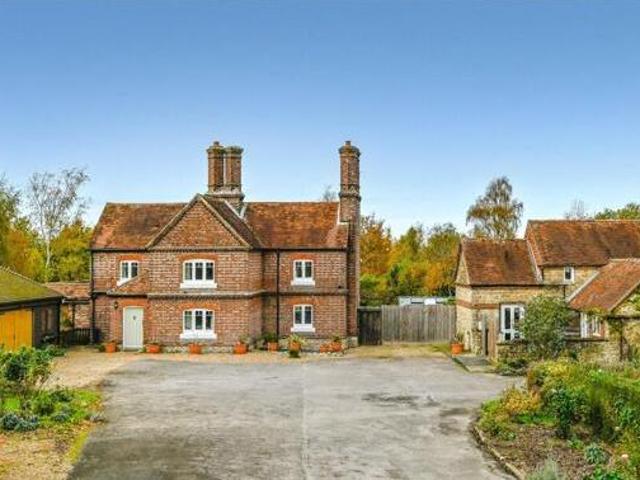 Coxheath, Braeburn Way, Maidstone, 9 Bedroom Detached