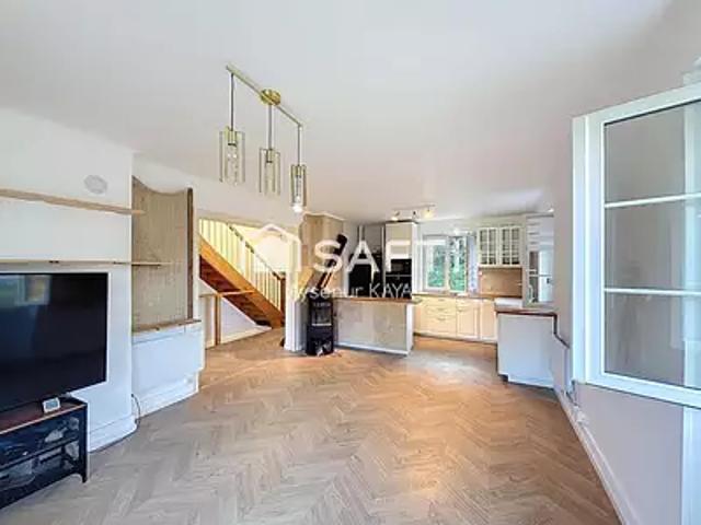 Coyrière 39200 Achat / Vente maison 6 pièces t6 terrasse balcon