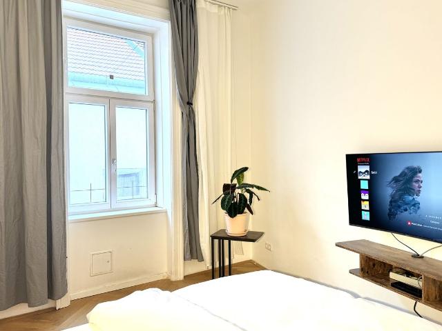 Cozy & Modern 1BR Apartment Near Prater, Vienna Amsterdam Apartments for Rent