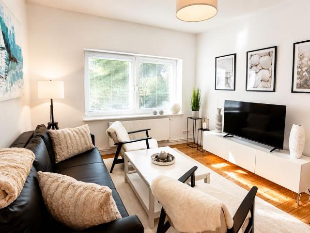 Cozy modern quiet apartment in central Rostock, Rostock Amsterdam Apartments for Rent