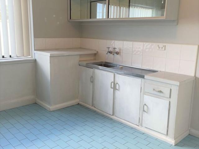 Cozy One Bedroom Ground Floor Unit