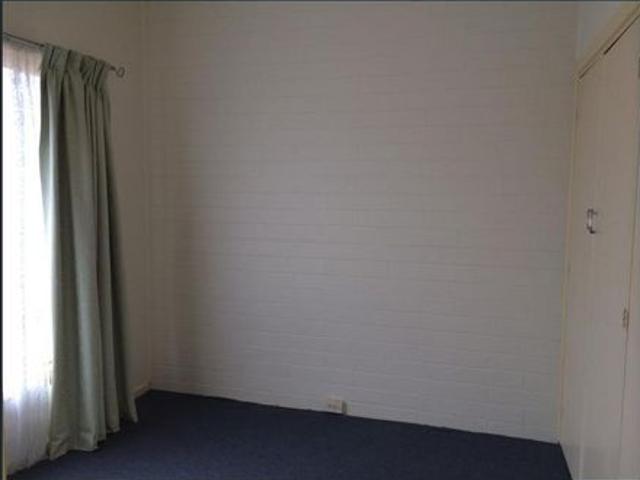 Cozy One Bedroom Living in a Prime Herne Hill Location