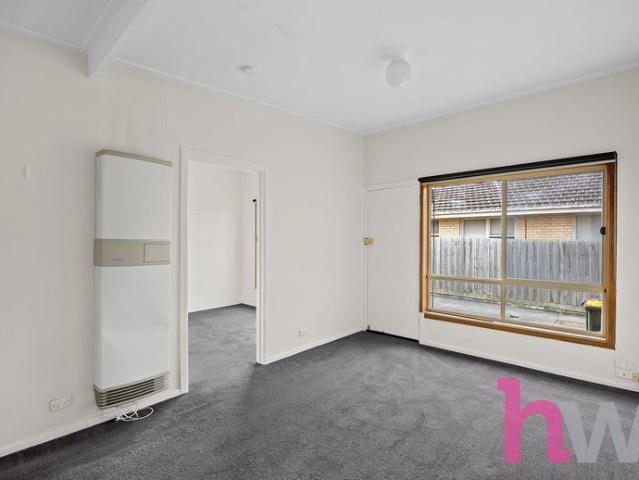 Cozy One Bedroom Living in a Prime Herne Hill Location
