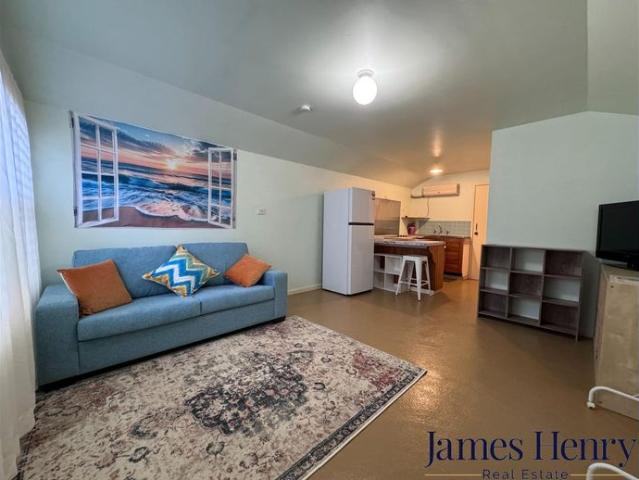 Cozy One Bedroom Studio for Rent!