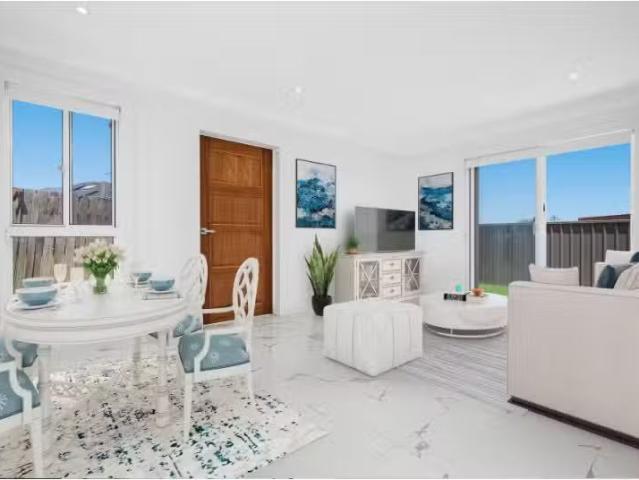 New A/3 Vardys Road, Lalor Park House for rent Listed by Sky.