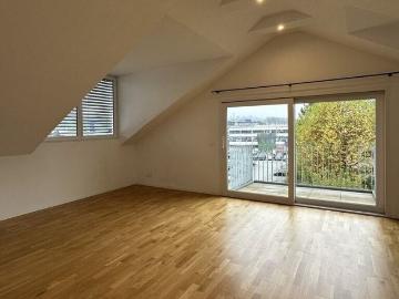 Cozy attic apartment with beautiful views!