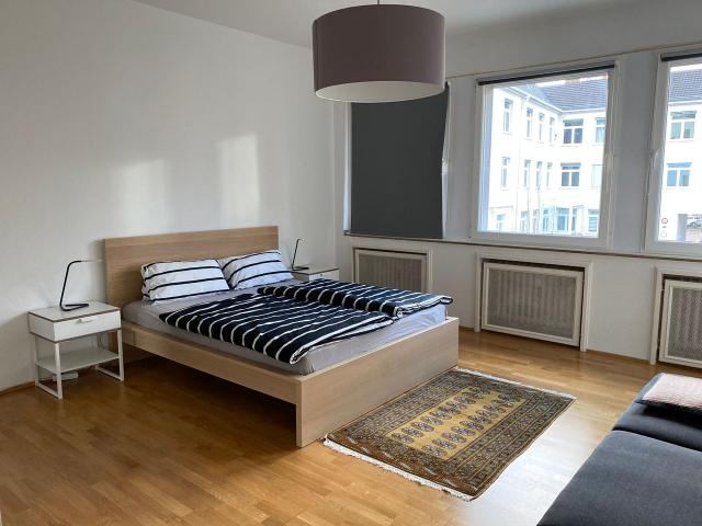 Cozy, awesome apartment located in Köln with large balcony, Koln Amsterdam Apartments for Rent