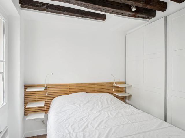 Cozy and charming apartment in rue Saint Honoré, Paris Amsterdam Apartments for Rent