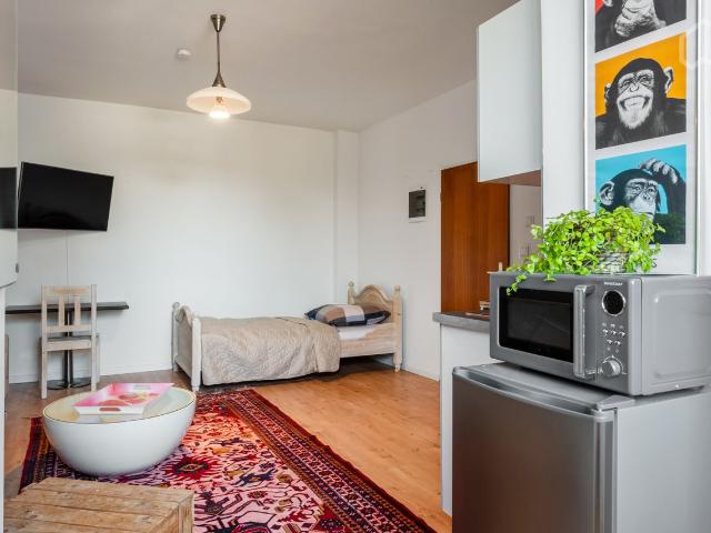 Cozy and fullfurnished suite in Duisburg top located, Duisburg Amsterdam Apartments for Rent