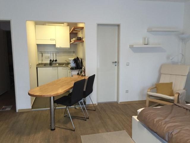 Cozy and quite apartment with balkony, Dusseldorf Amsterdam Apartments for Rent