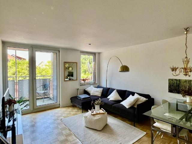 Cozy and quiet studio in Cologne, Koln Amsterdam Apartments for Rent