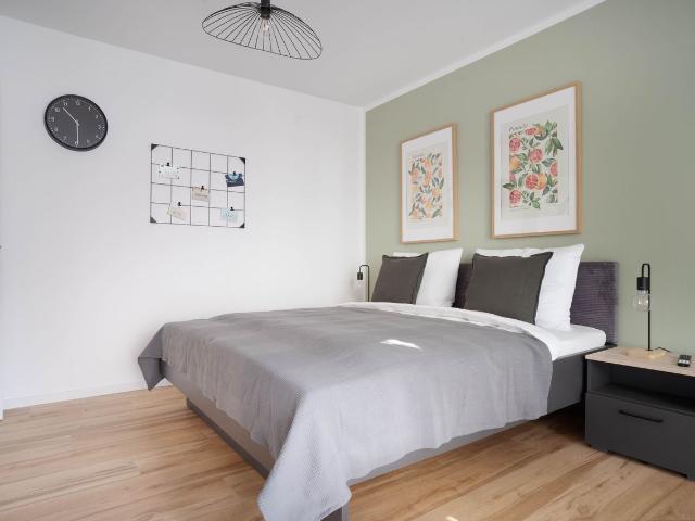 Cozy apartment with balcony, Osnabruck Amsterdam Apartments for Rent