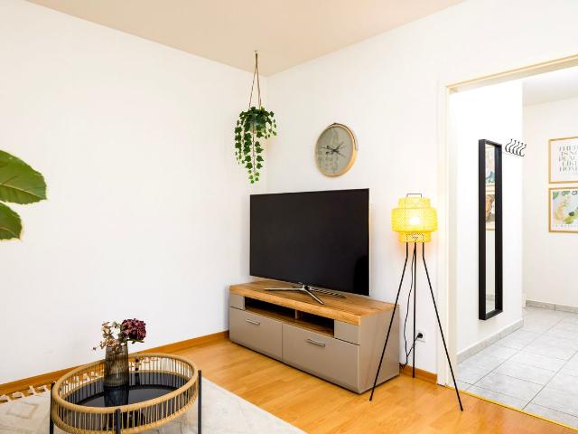 Cozy Apartment direct in the City huge balcony, Dresden Amsterdam Apartments for Rent
