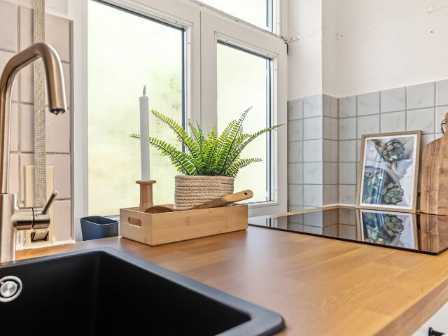 Cozy Apartment direct in the City huge balcony, Dresden Amsterdam Apartments for Rent