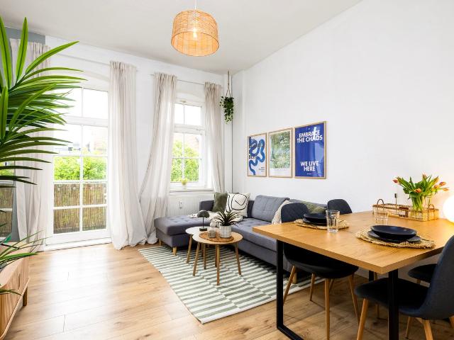 Cozy Apartment direct in the City huge balcony, Dresden Amsterdam Apartments for Rent