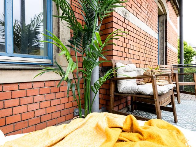 Cozy Apartment direct in the City huge balcony, Dresden Amsterdam Apartments for Rent
