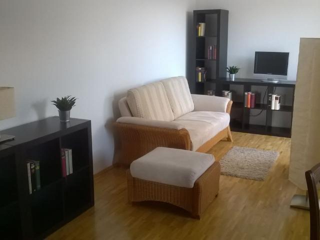 Cozy apartment in the south of Cologne with optimal transport links!, Koln Amsterdam Apartments for Rent