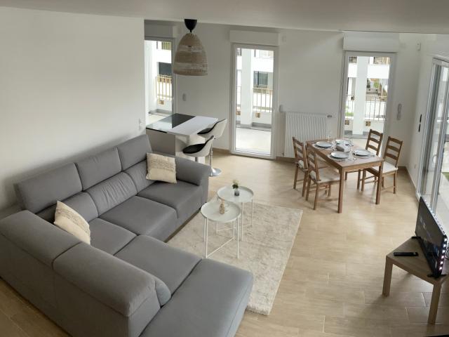 Cozy apartment in Cergy