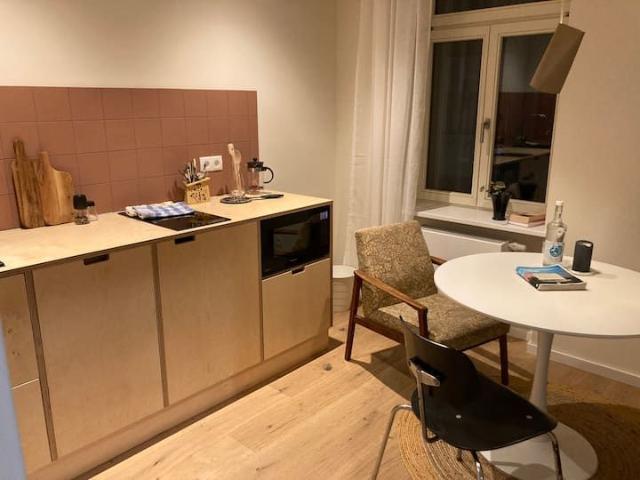 Cozy apartment near Karl Heine Strasse, Leipzig Amsterdam Apartments for Rent