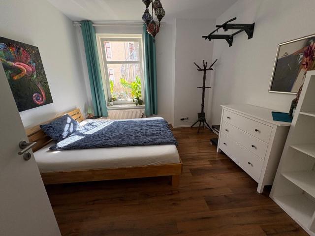 Cozy Apartment near University Hospital, Leipzig Amsterdam Apartments for Rent
