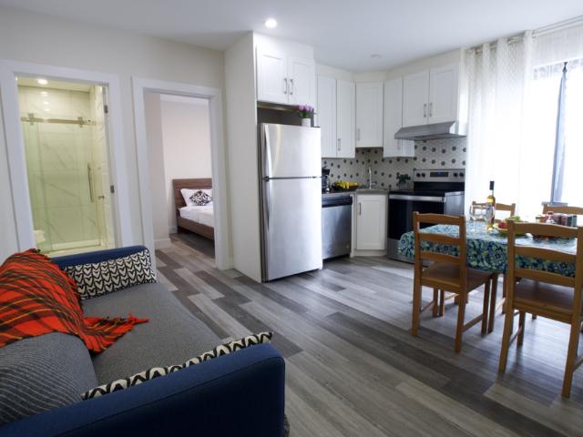 ⁠Cozy Apt Near Snowdon Metro & Top Universities