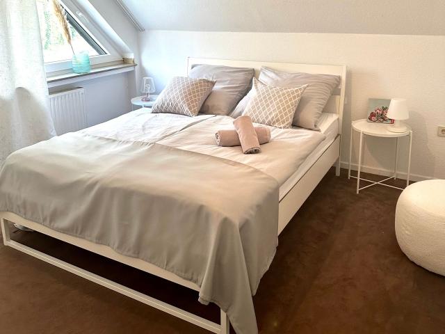 Cozy bright apartment by the forest, Dortmund Amsterdam Apartments for Rent