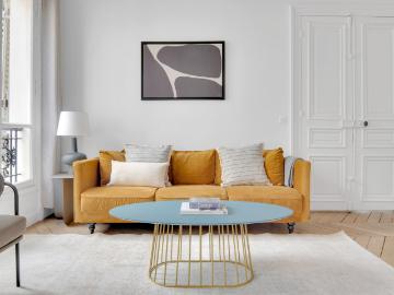 Cozy Chaillot Apartment: Move In Ready Comfort
