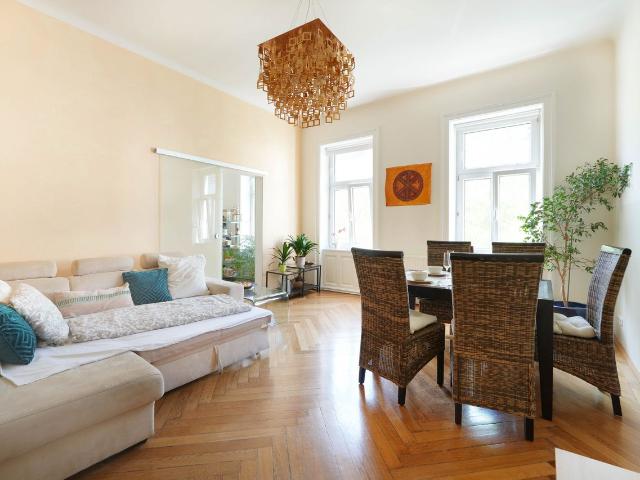 Cozy City Apartment Augarten 80sqm, Vienna Amsterdam Apartments for Rent