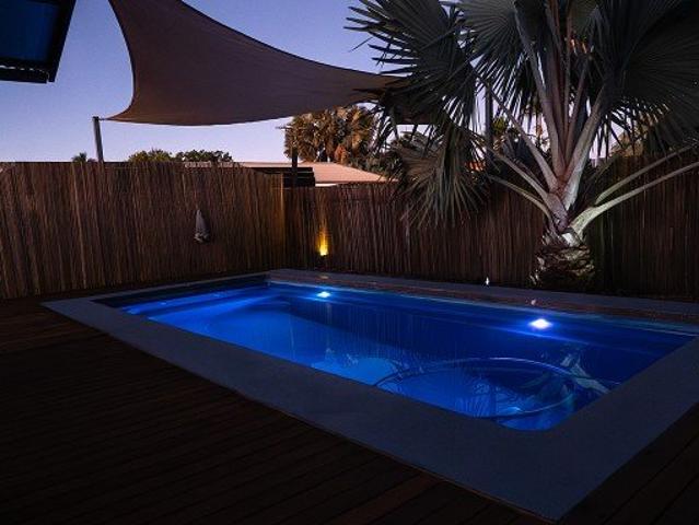 COZY CLAM COURT Modern 3x1 + Pool + Ample Parking