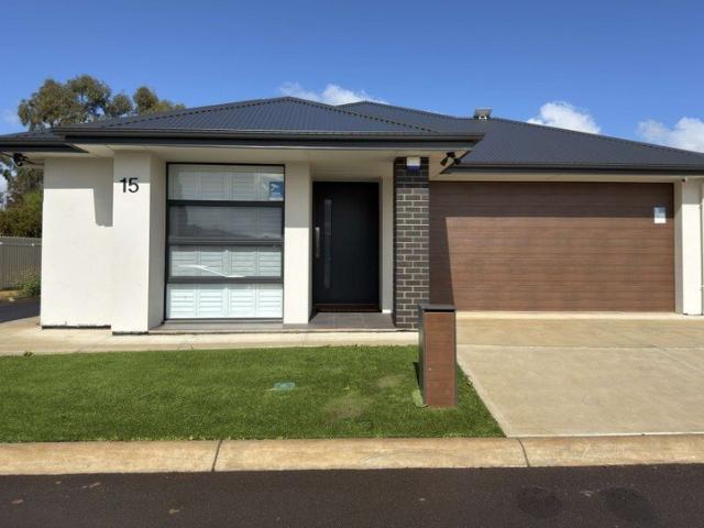 Cozy Comfort in Munno Para West Your Next Home Awaits!