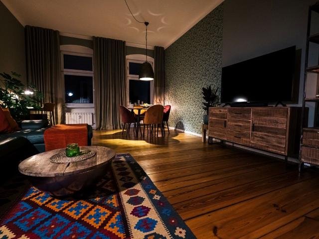 Cozy, comfortable home in the heart of Kreuzberg, Berlin Amsterdam Apartments for Rent