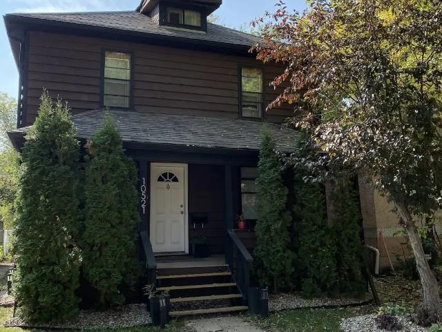 Cozy Convenient Bedroom 5 minutes from Whyte, University