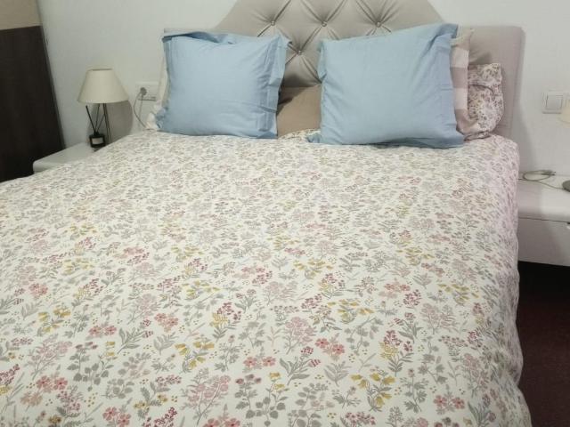 Cozy double bedroom with balcony well connected to the city center