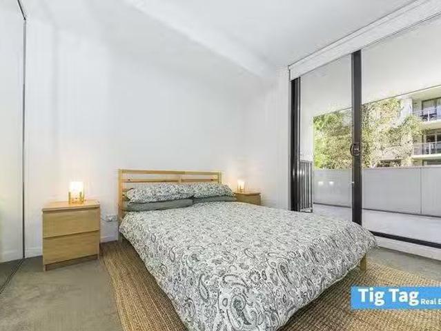 Unique E2105/53 Wilson Street, Botany, NSW 2019