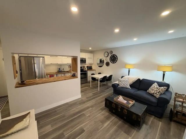 COZY Furnished 1 Bed 1 Bath Condo in Mission all utilities & cleaning included! — 1 Bedroom Condo Unit