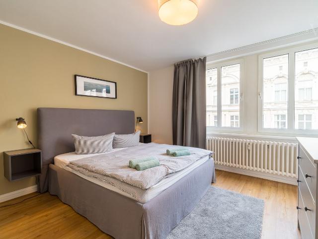 Cozy furnished 3 room apartment in Tiergarten