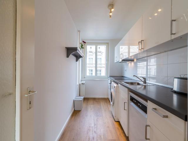 Cozy furnished 3 room apartment in Tiergarten, Berlin Amsterdam Apartments for Rent