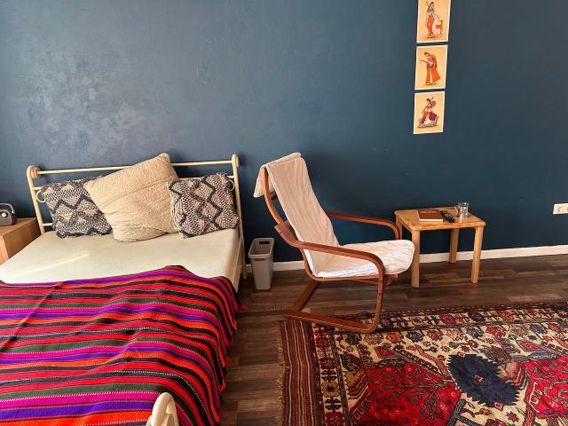 Cozy Furnished Apartment | Ultra Fast WiFi + Pro Home Office Setup, Dortmund Amsterdam Apartments for Rent