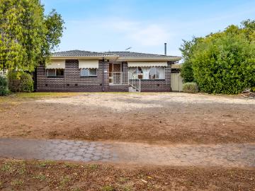 Cozy Family Home in Ingle Farm