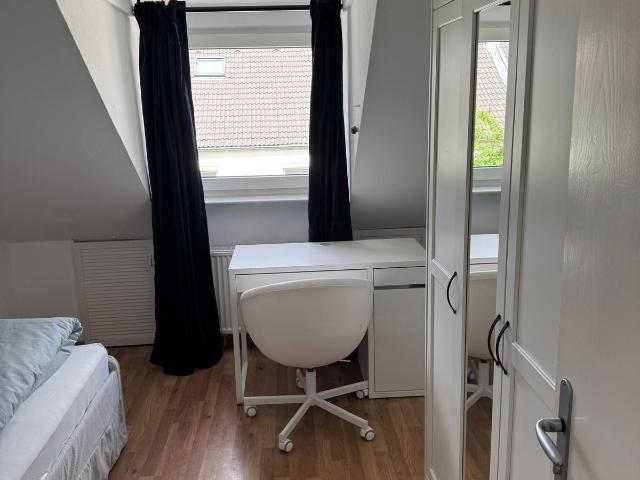 Cozy flat in Oberbilk, Dusseldorf Amsterdam Apartments for Rent