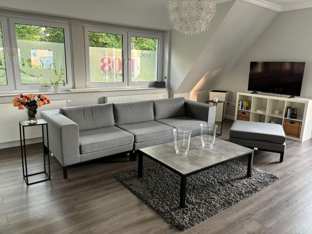 Cozy flat located in Obervieland, Bremen, Bremen Amsterdam Apartments for Rent
